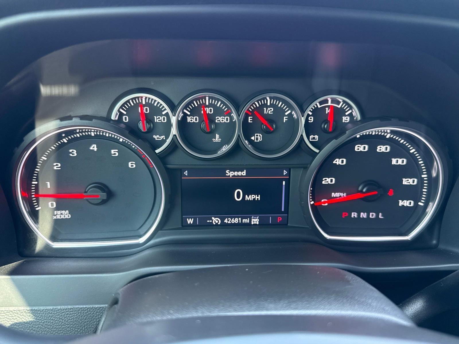 2022 Chevrolet Silverado 1500 Limited LT Trail Boss - Photo 12