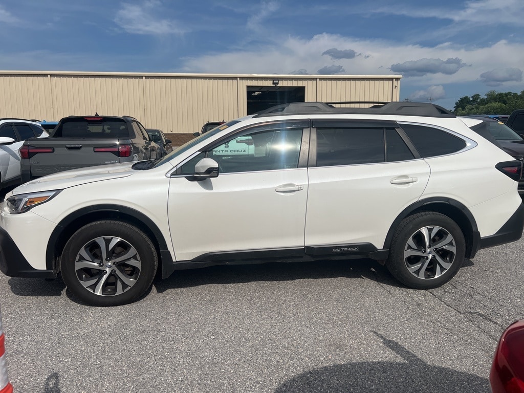 Used 2020 Subaru Outback Limited with VIN 4S4BTALCXL3121404 for sale in Chambersburg, PA