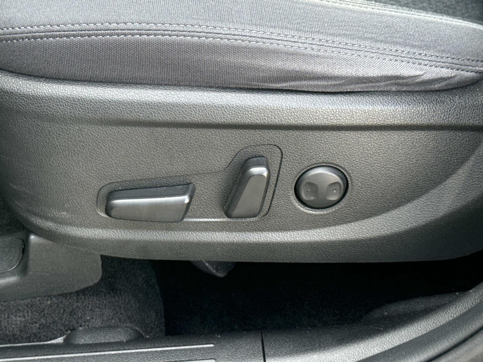 2023 Hyundai Santa Fe SEL - Photo 17