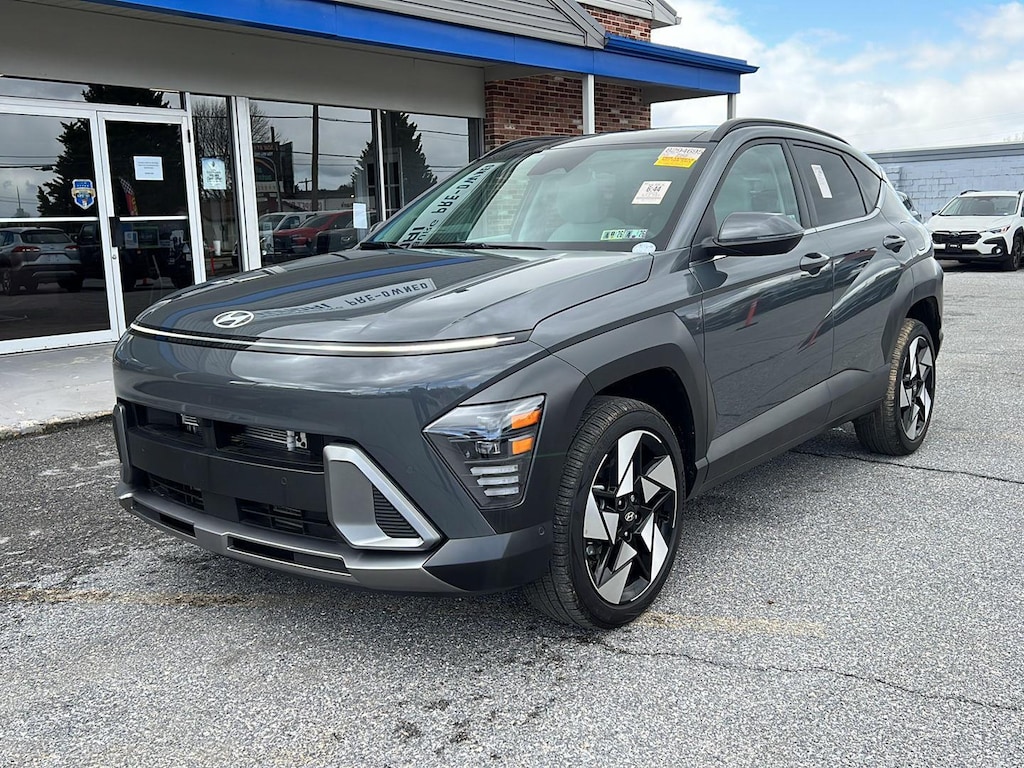 Used 2025 Hyundai Kona Limited SUV