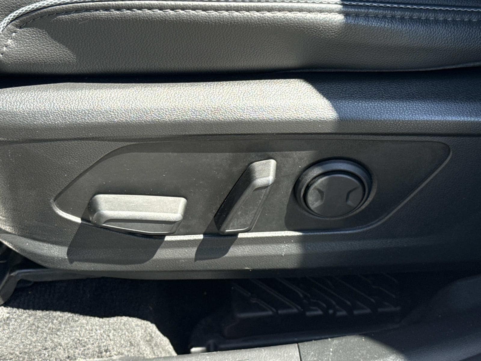 2023 Hyundai Tucson Limited - Photo 16