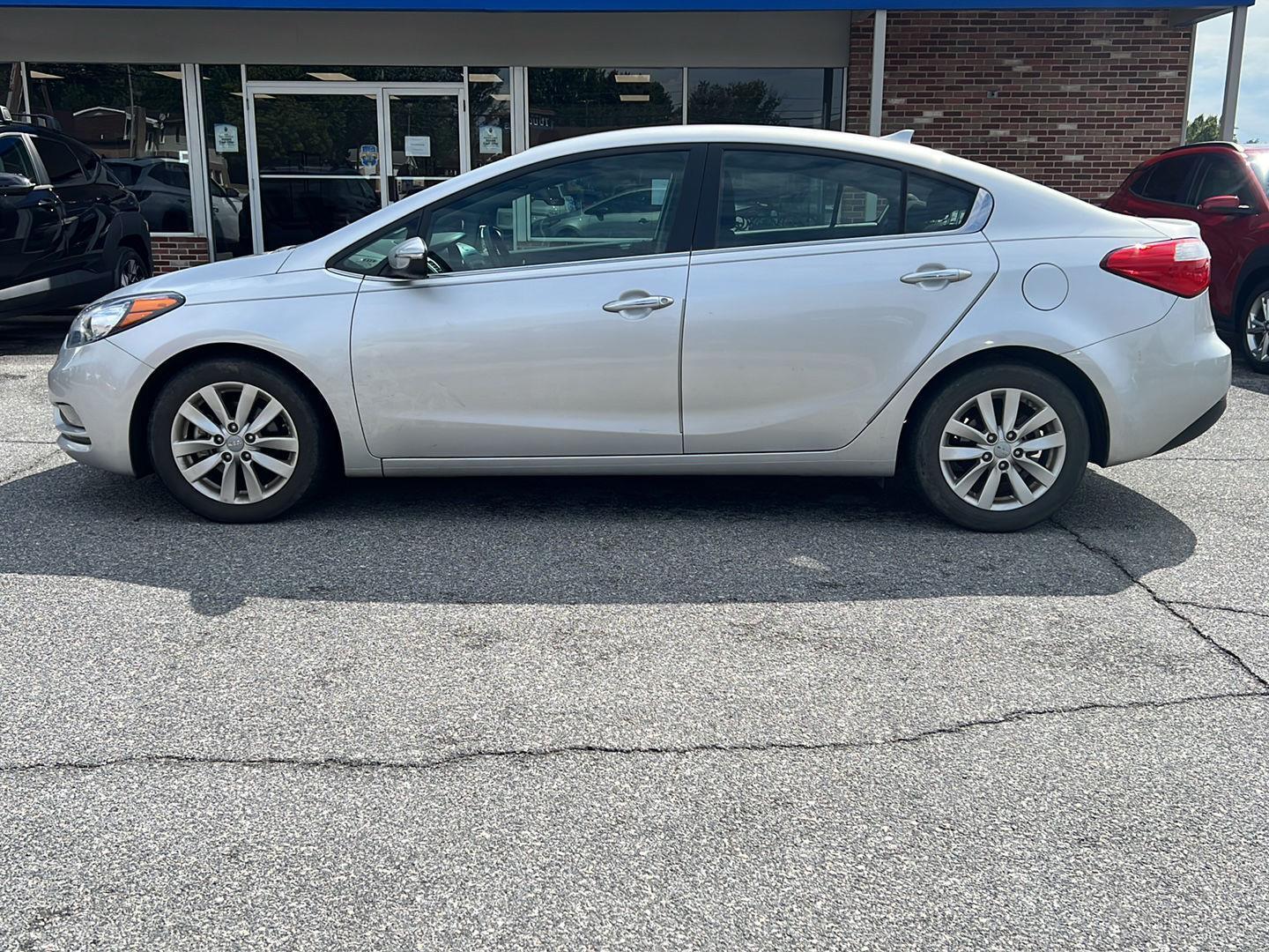 Used 2015 Kia Forte EX with VIN KNAFX4A84F5308329 for sale in Chambersburg, PA