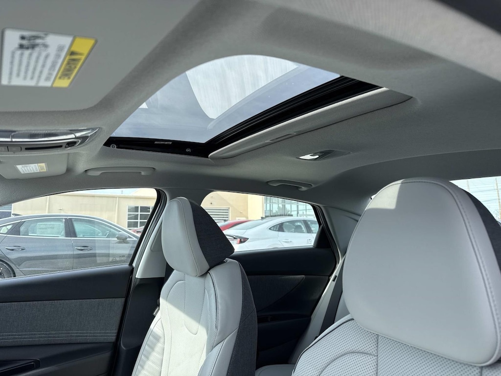 New 2026 Hyundai Elantra Hybrid Limited Sedan