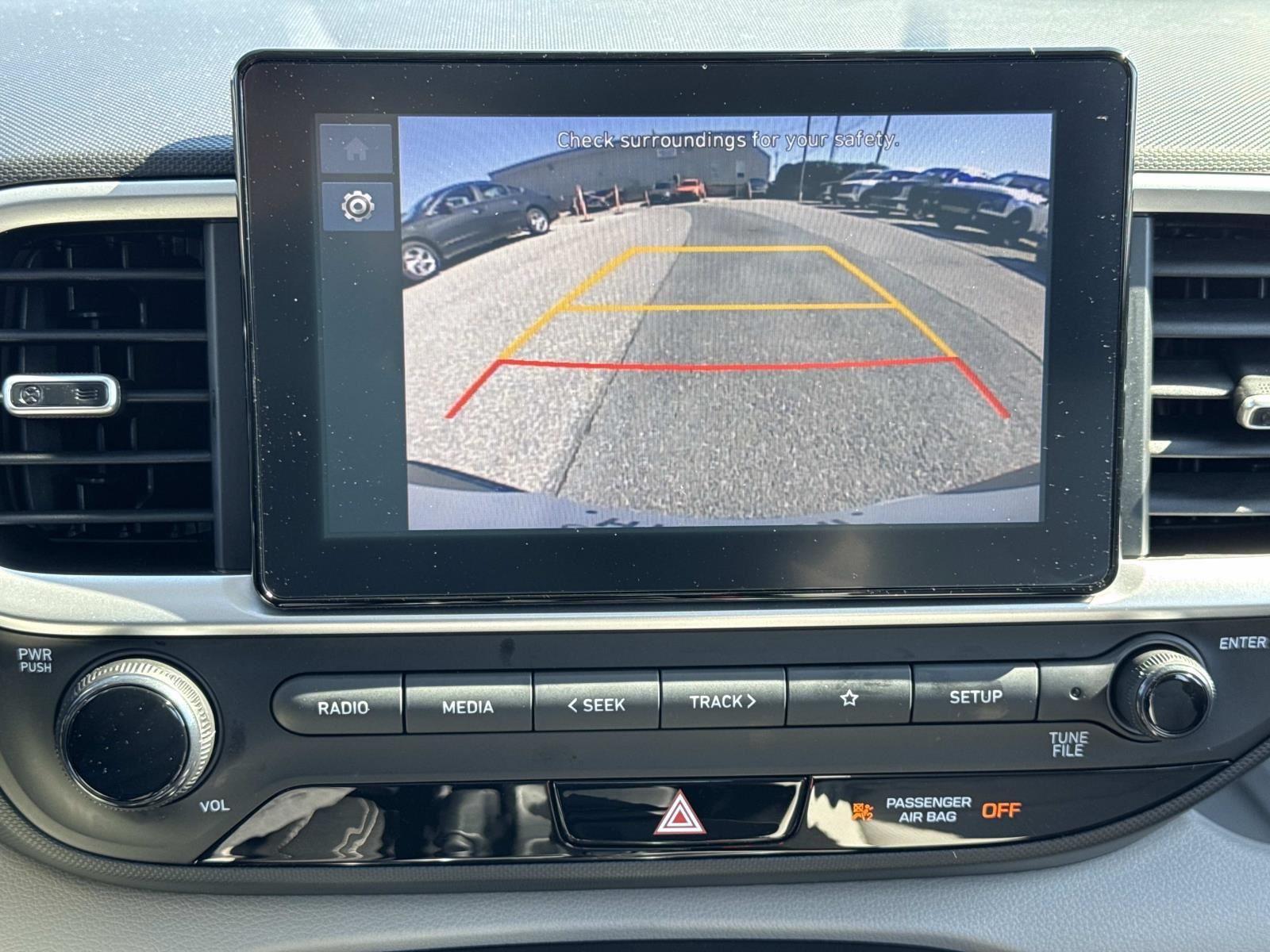 2023 Hyundai Venue SEL - Photo 6