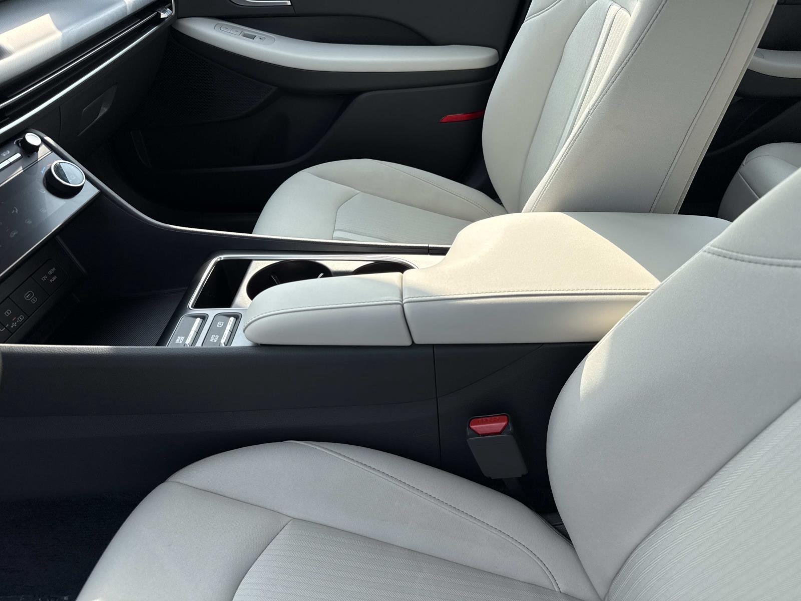 2025 Hyundai Sonata SEL - Photo 16