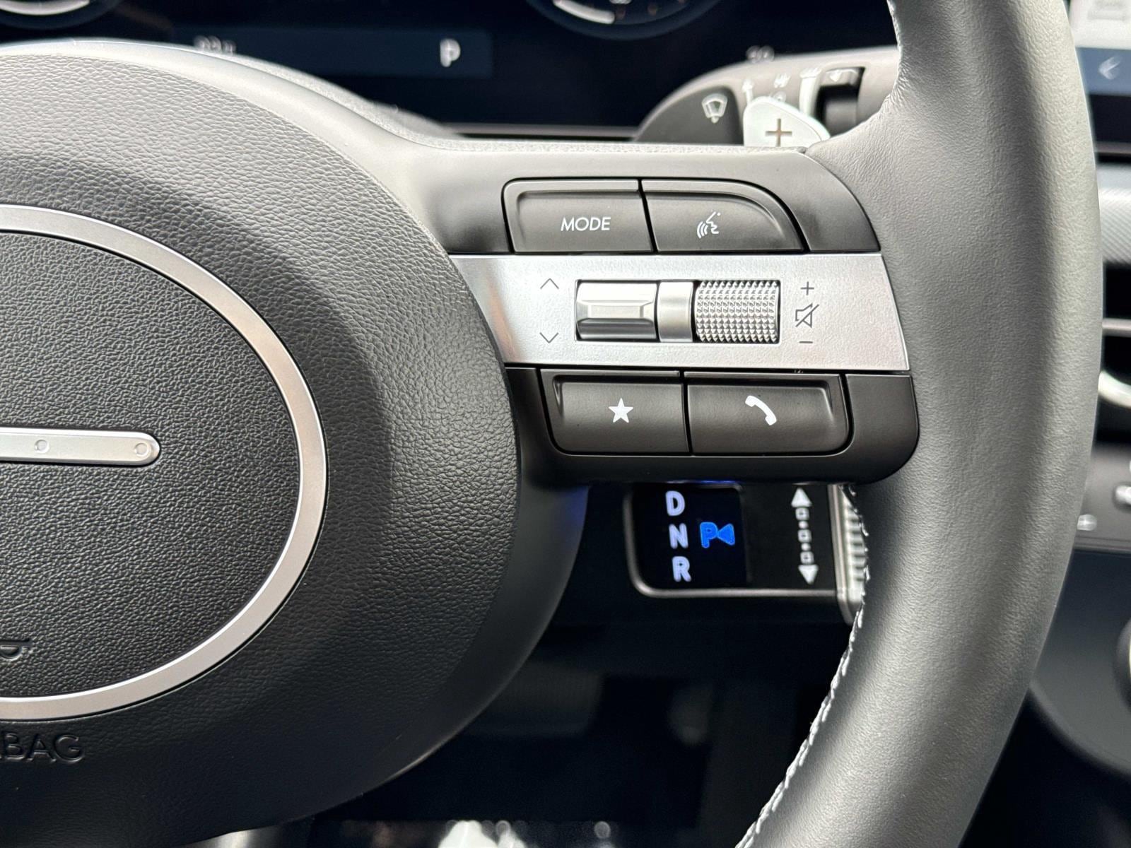2025 Hyundai Sonata SEL - Photo 9