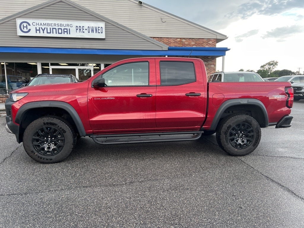 Used 2024 Chevrolet Colorado Trail Boss with VIN 1GCPTEEK7R1209224 for sale in Chambersburg, PA