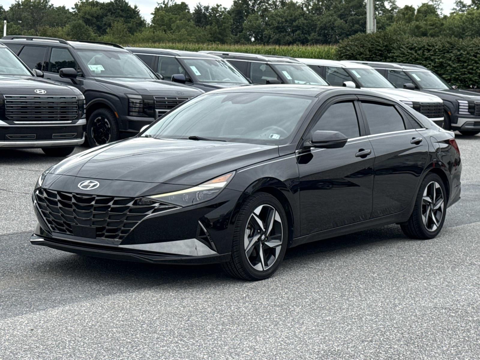 2022 Hyundai Elantra Limited - Photo 28