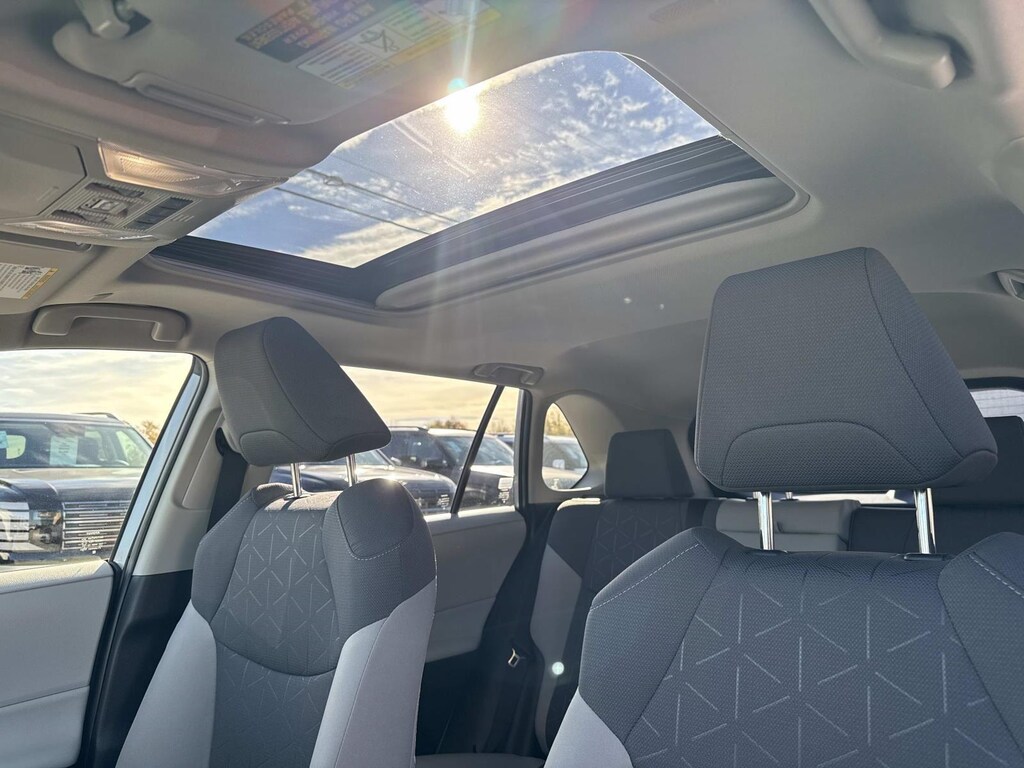 Used 2023 Toyota RAV4 Hybrid XLE SUV