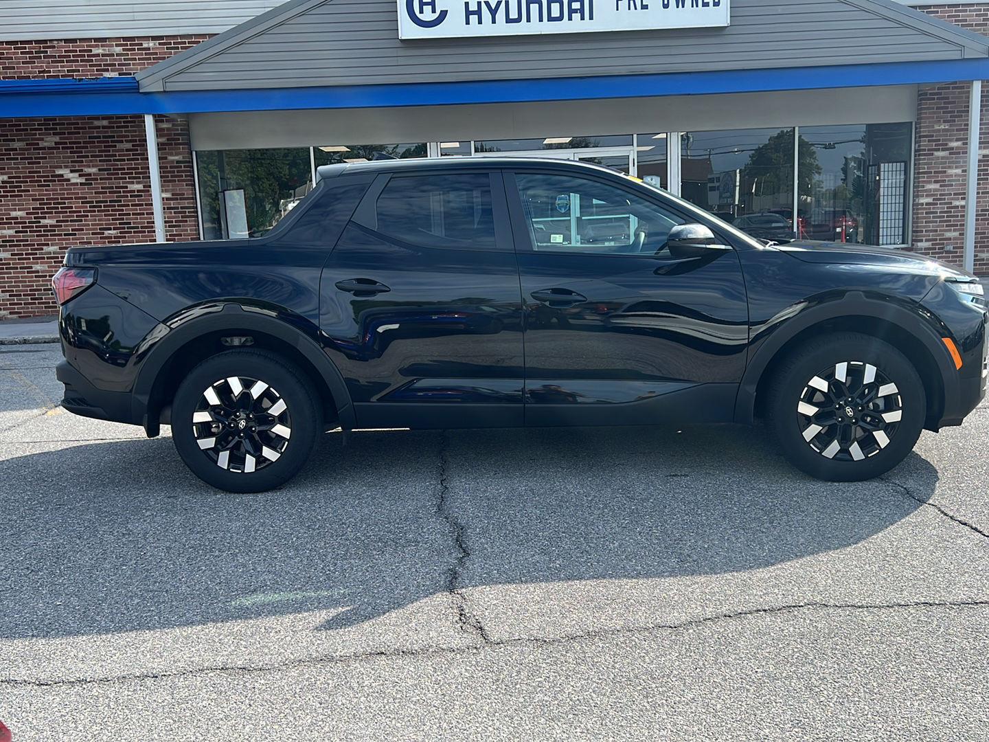 2025 Hyundai Santa Cruz SE - Photo 6