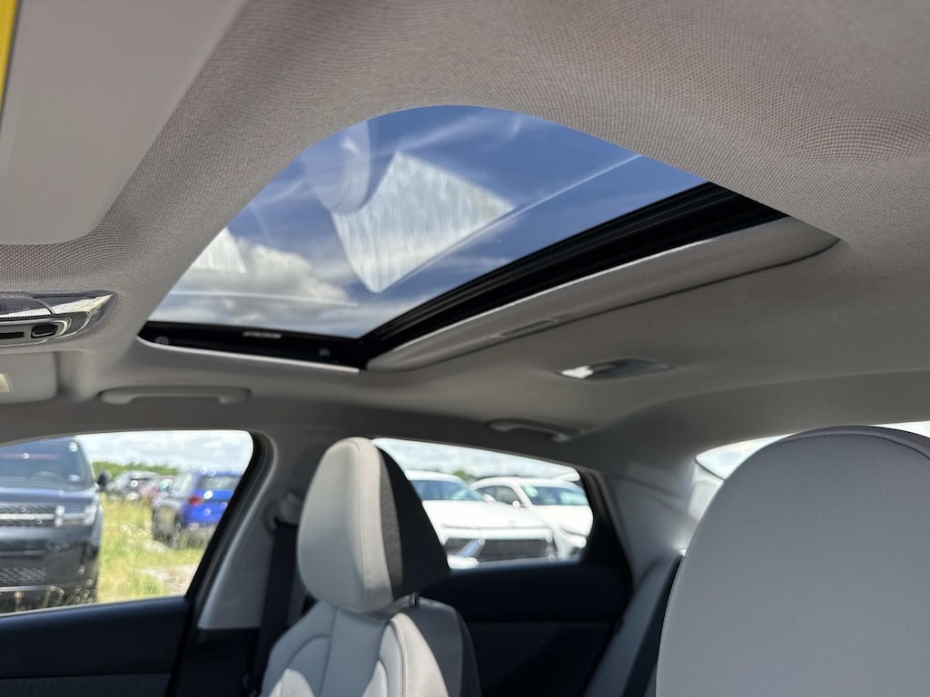 New 2026 Hyundai Elantra Limited Sedan