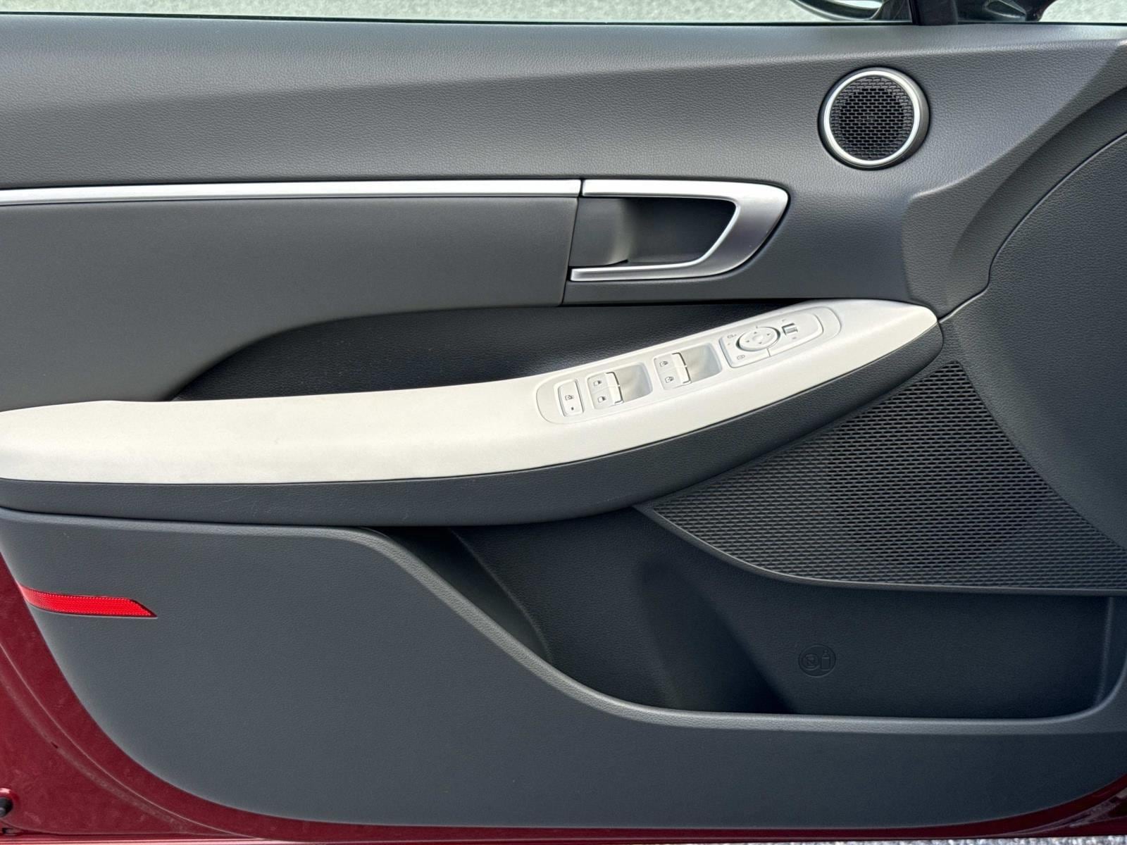 2024 Hyundai Sonata SEL - Photo 18