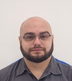 Staff member Dustin Smith from ID_50de84