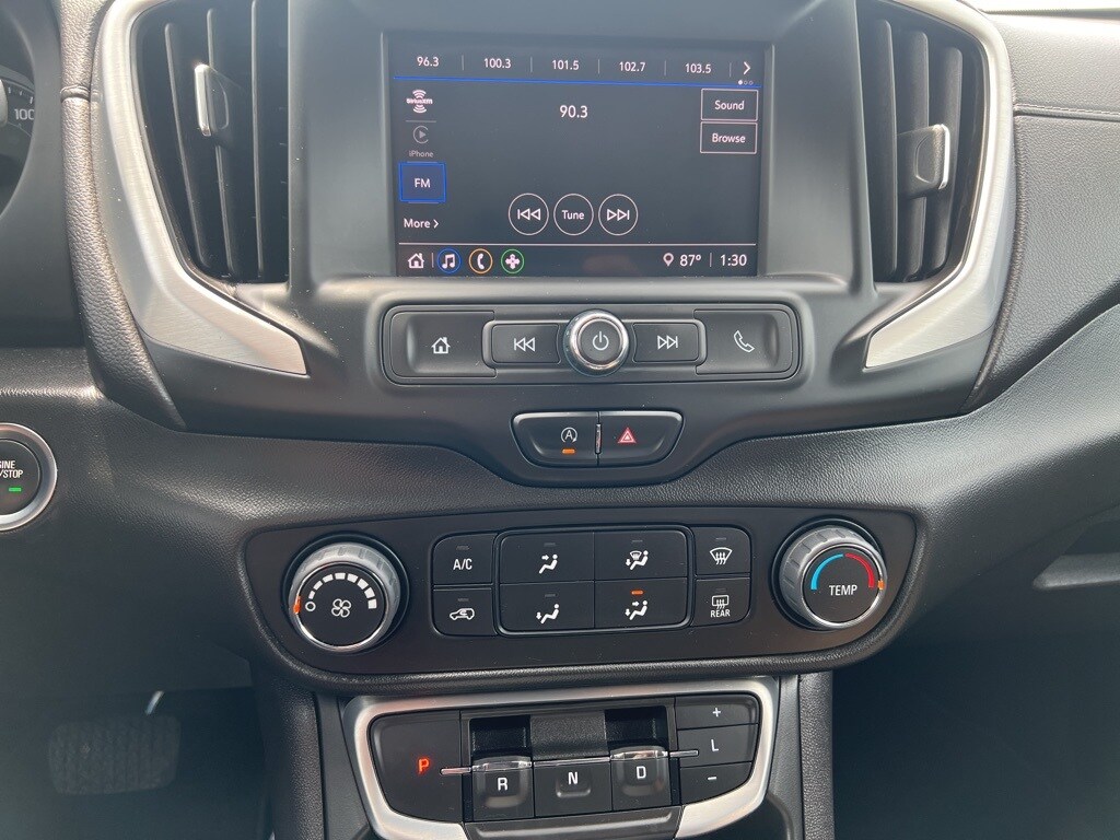2022 Gmc Terrain SLE photo 3