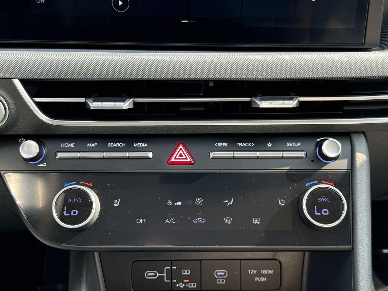 2025 Hyundai Sonata SEL - Photo 6