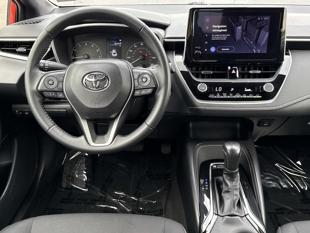 Used 2023 Toyota Corolla Hatchback SE Hatchback