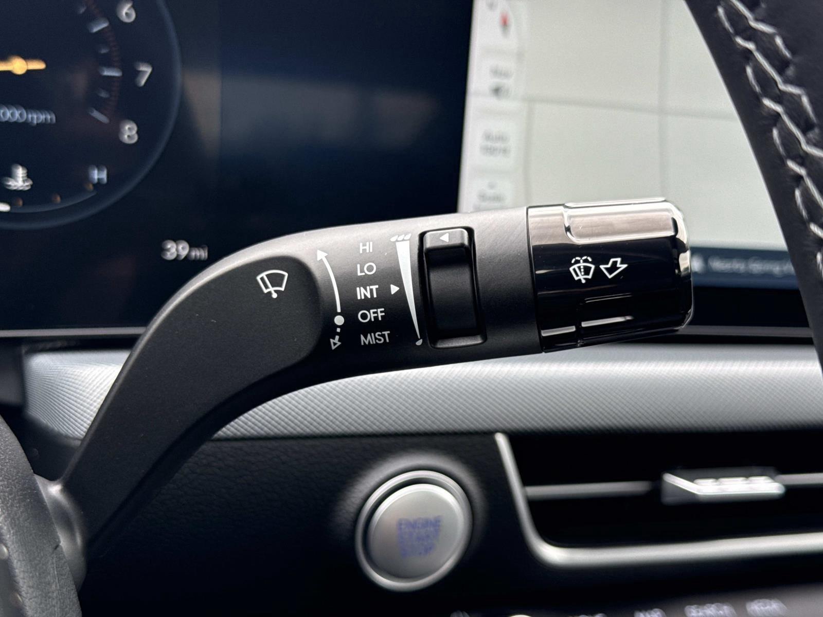 2025 Hyundai Sonata SEL - Photo 12