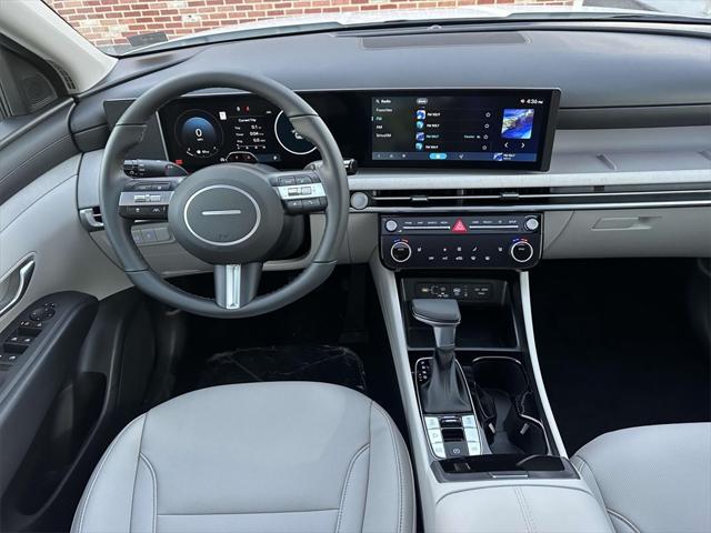 2025 Hyundai Tucson SEL Convenience photo 2