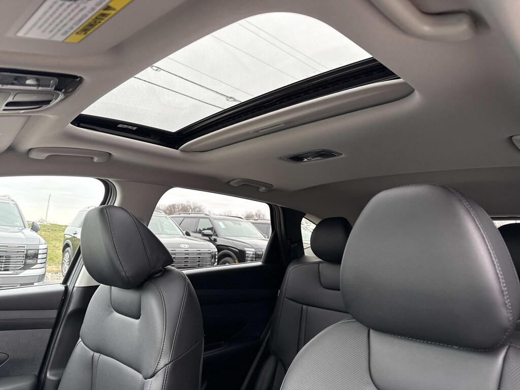 Certified 2025 Hyundai Tucson SEL Convenience SUV