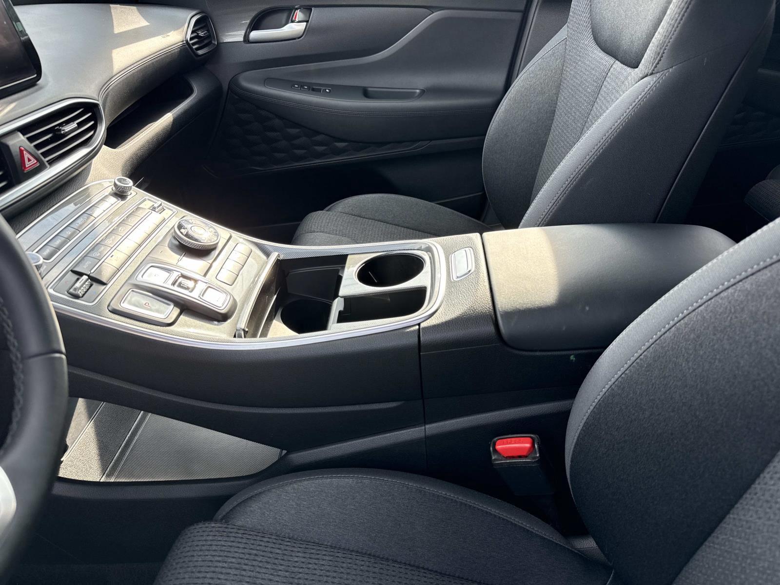 2023 Hyundai Santa Fe SEL - Photo 16