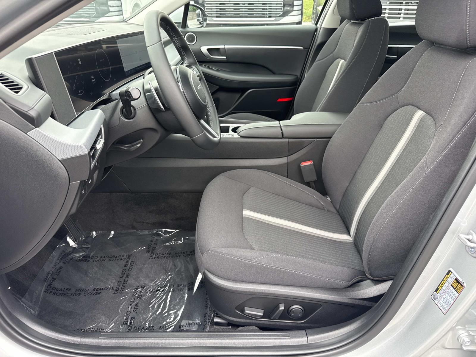 2025 Hyundai Sonata SEL - Photo 24
