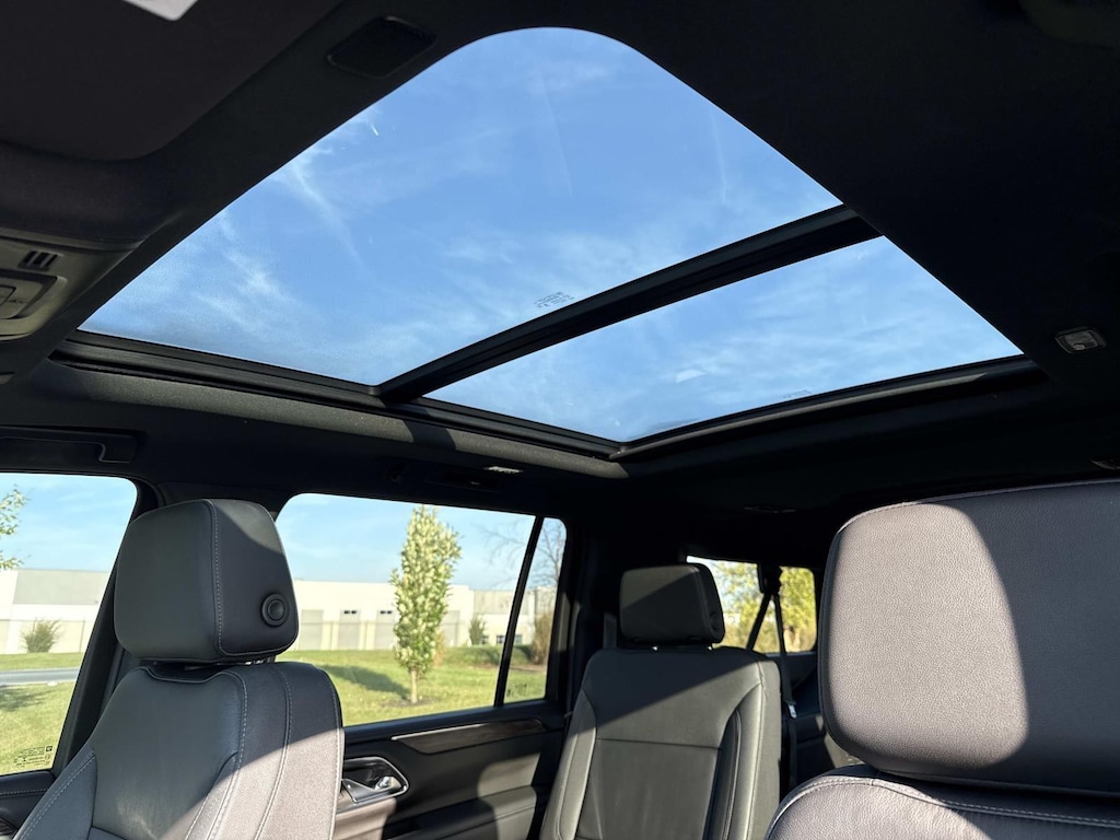 Used 2023 Chevrolet Suburban Z71 SUV