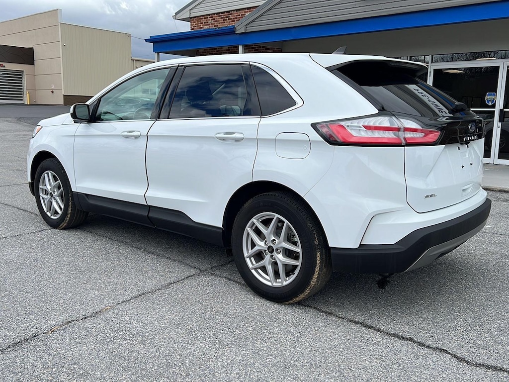 Used 2024 Ford Edge SUV