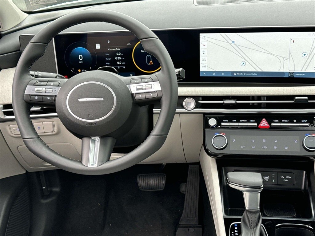 2025 Hyundai Tucson SEL Convenience photo 2