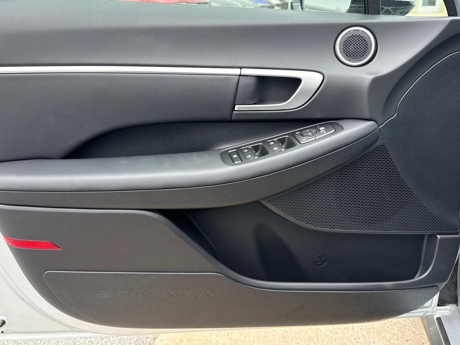 2025 Hyundai Sonata SEL - Photo 10