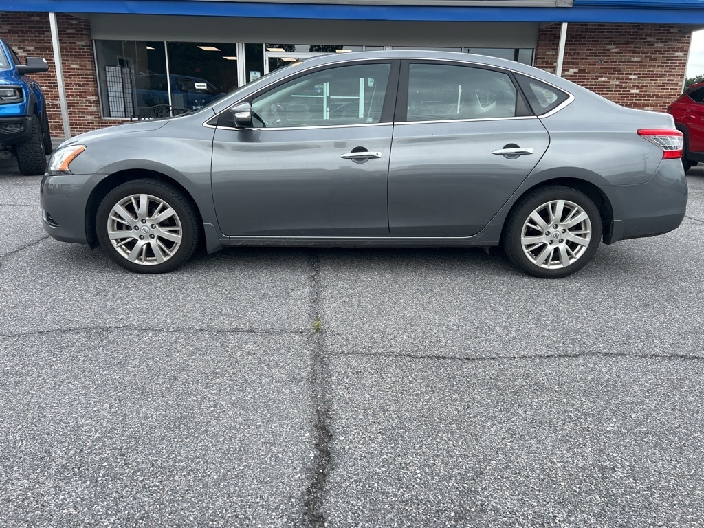 Used 2015 Nissan Sentra SL with VIN 3N1AB7AP9FY215249 for sale in Chambersburg, PA