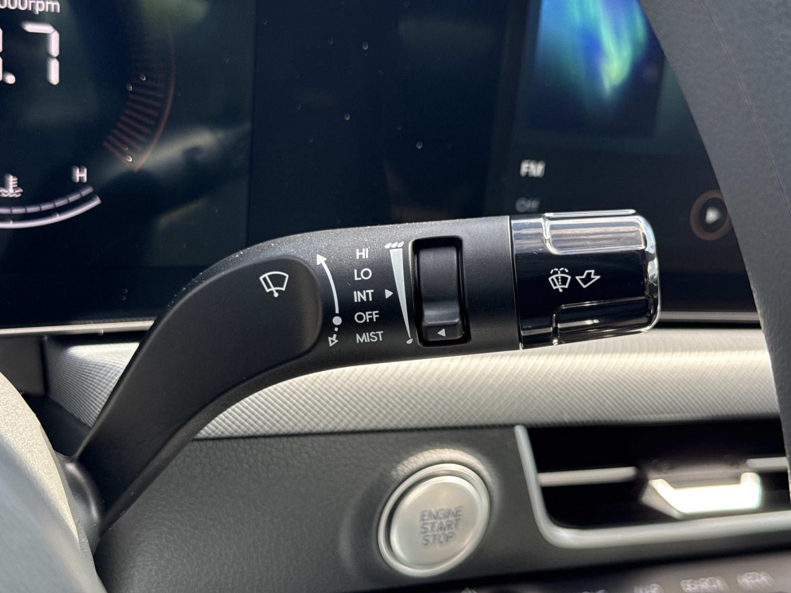 2025 Hyundai Sonata SEL - Photo 12