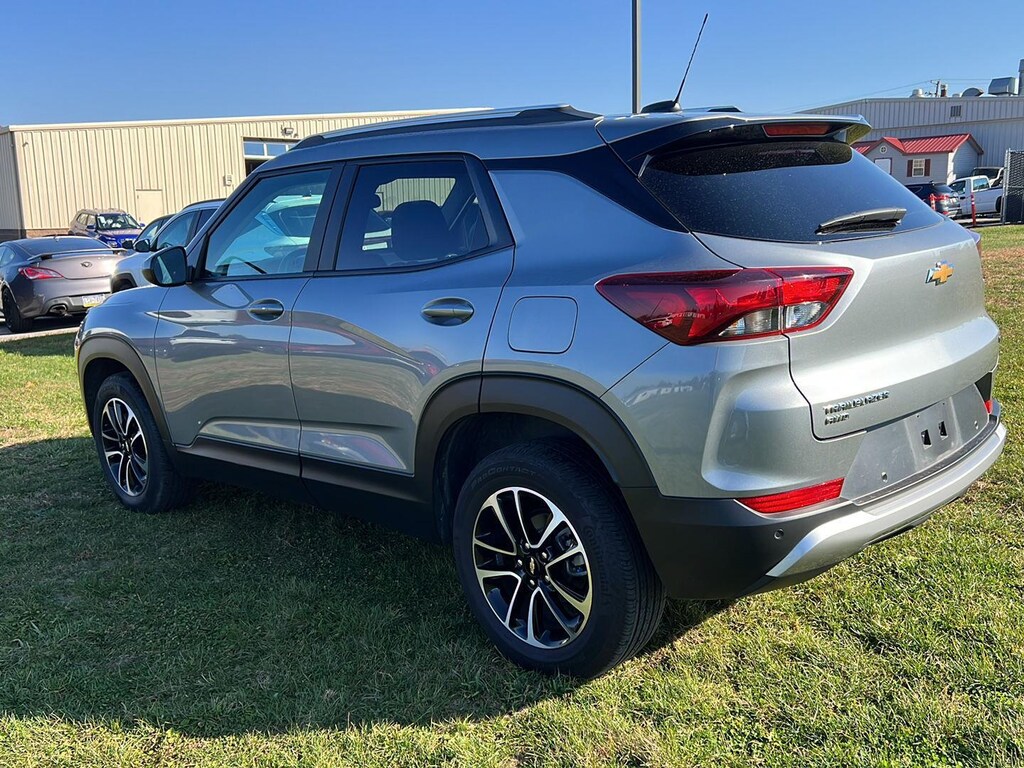 Used 2025 Chevrolet Trailblazer LT SUV