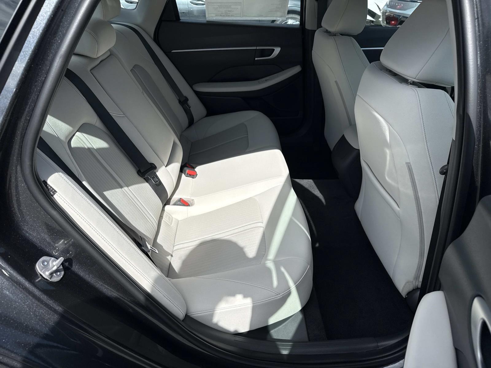 2025 Hyundai Sonata SEL - Photo 21