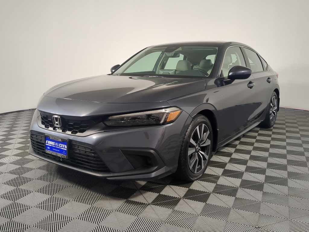 Used 2024 Honda Civic EX-L Hatchback