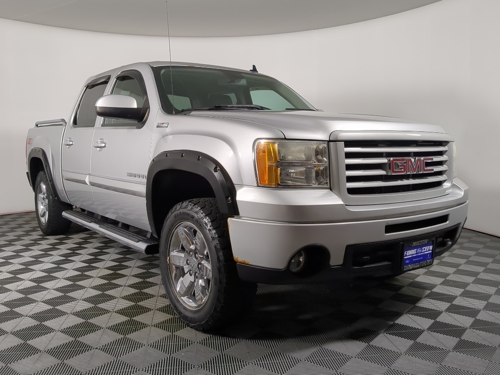 Used 2013 GMC Sierra 1500 SLT with VIN 3GTP2WE79DG244944 for sale in Champaign, IL
