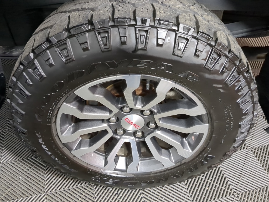 2023 GMC Sierra 1500 AT4 - Photo 16