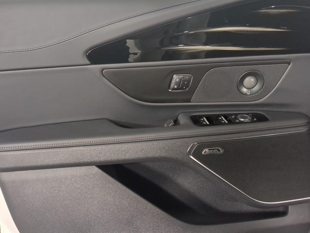 2026 Lincoln Nautilus Premiere - Photo 11