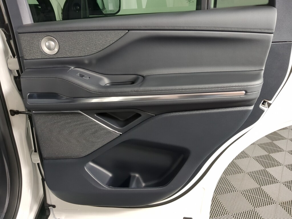 2026 Lincoln Navigator Reserve - Photo 25