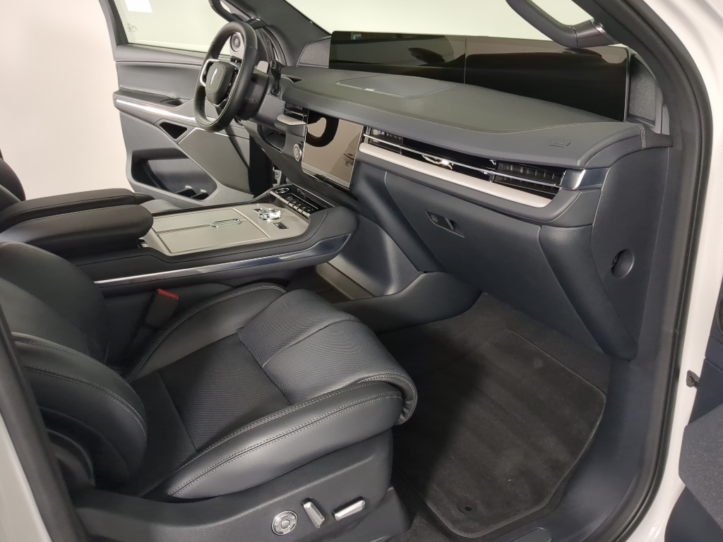 2026 Lincoln Navigator Reserve - Photo 21