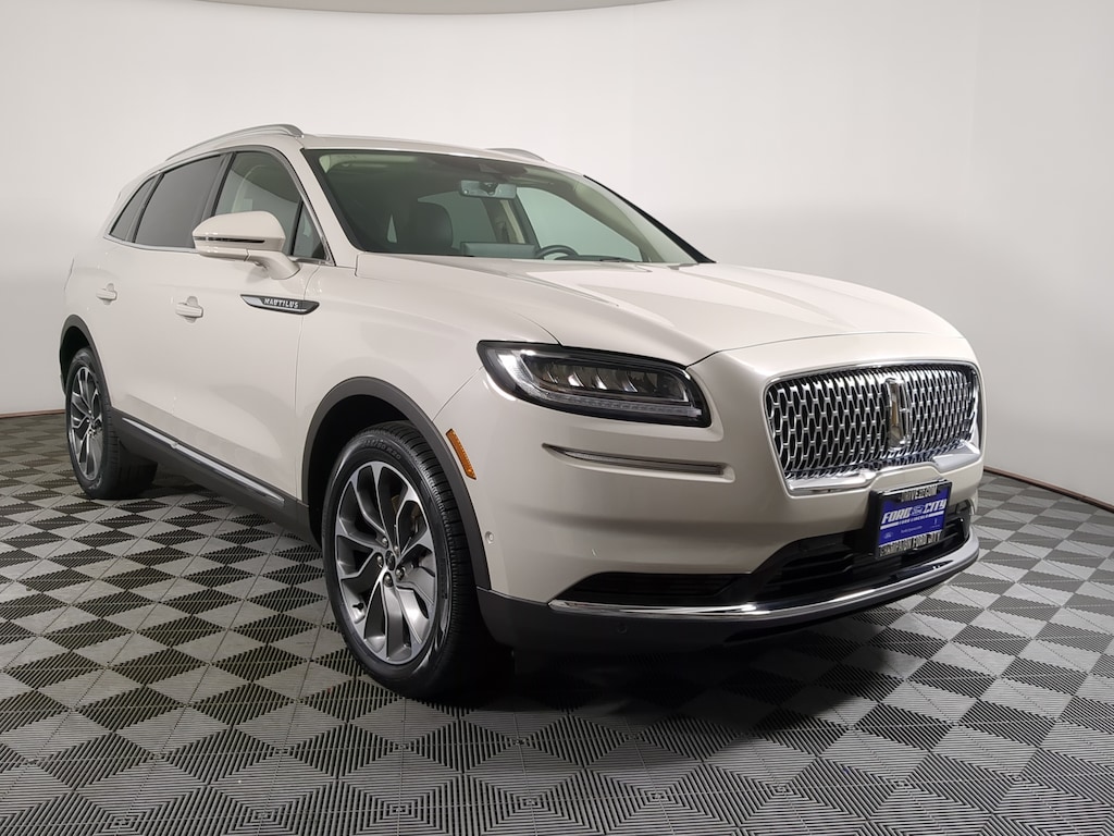 Used 2023 Lincoln Nautilus Reserve SUV