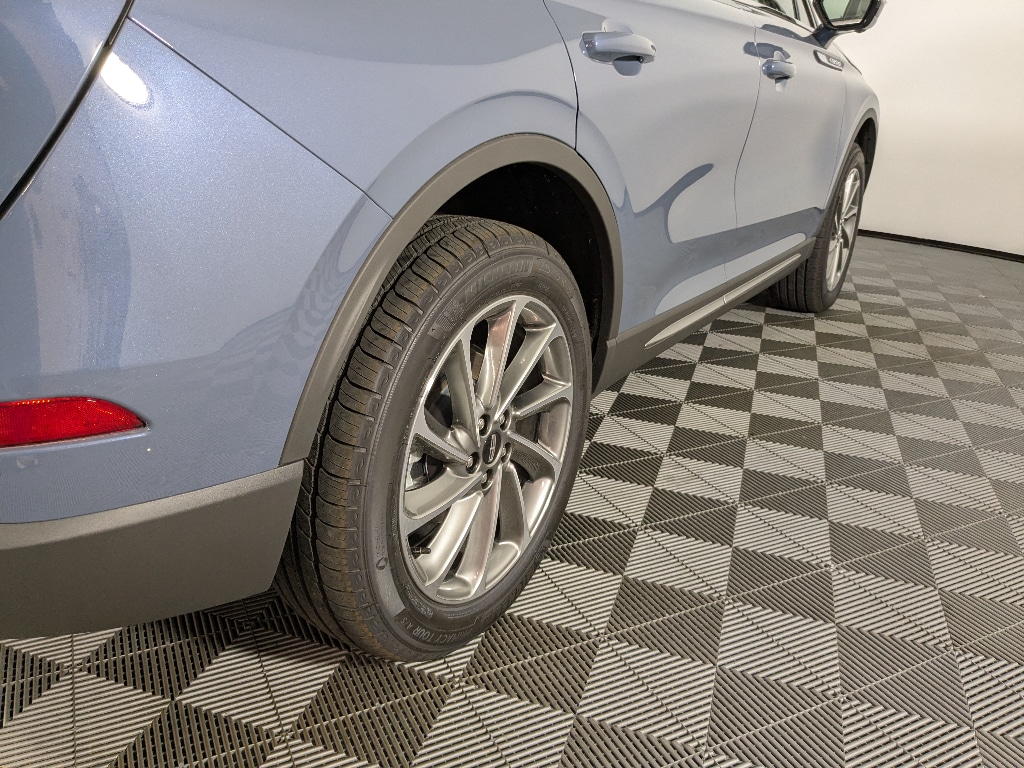 2026 Lincoln Corsair Premiere - Photo 8