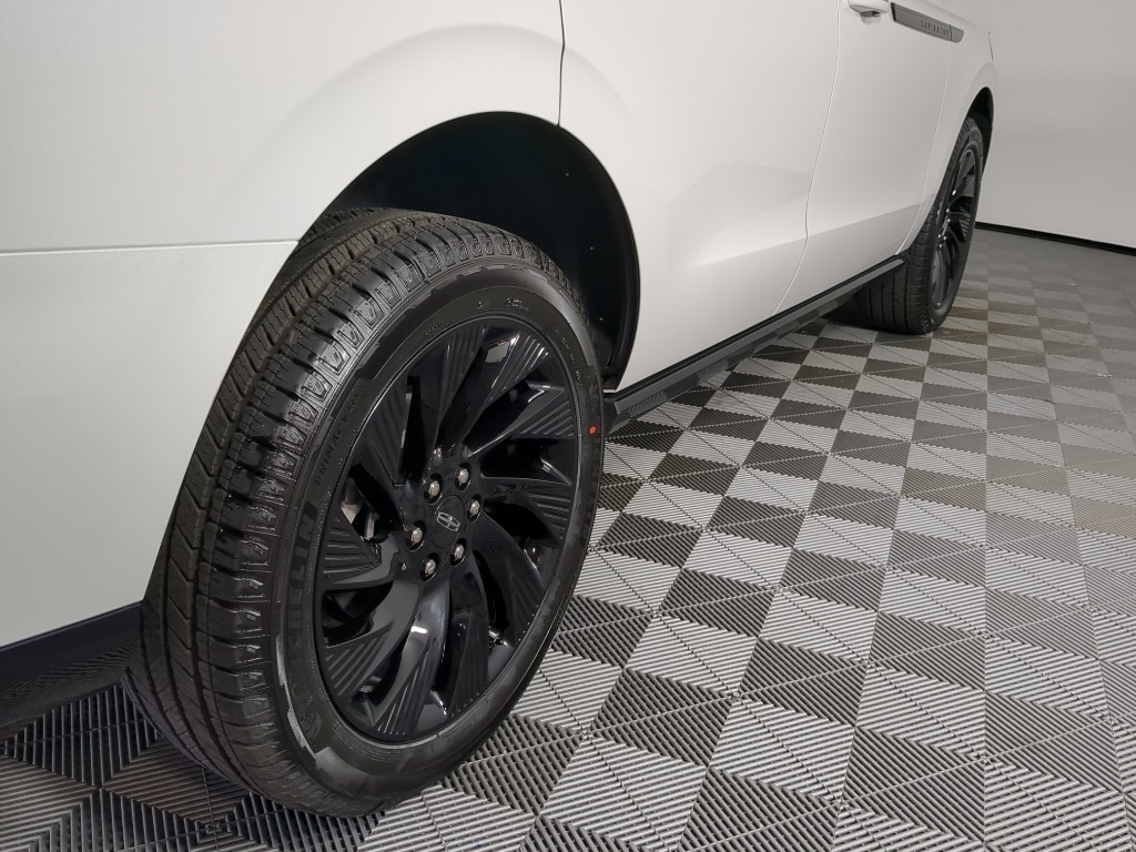 2026 Lincoln Navigator Reserve - Photo 8