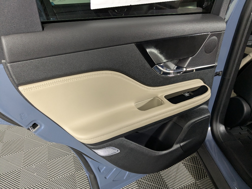 2026 Lincoln Corsair Premiere - Photo 15
