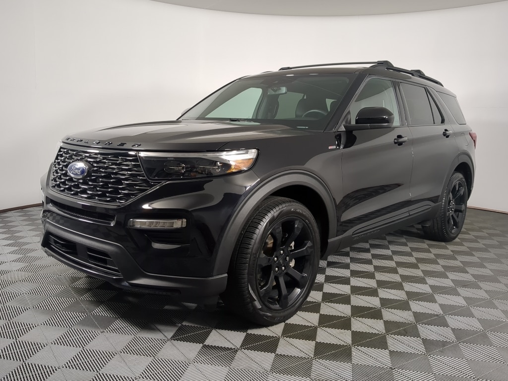 Used 2024 Ford Explorer ST-Line SUV