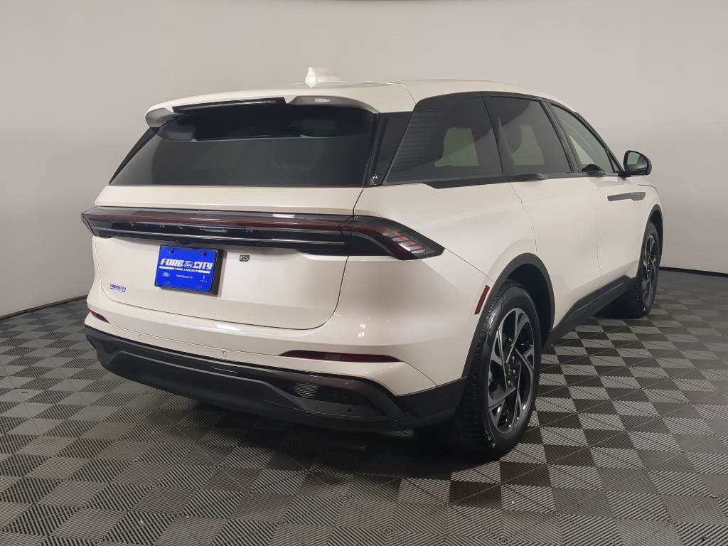 2026 Lincoln Nautilus Premiere - Photo 9