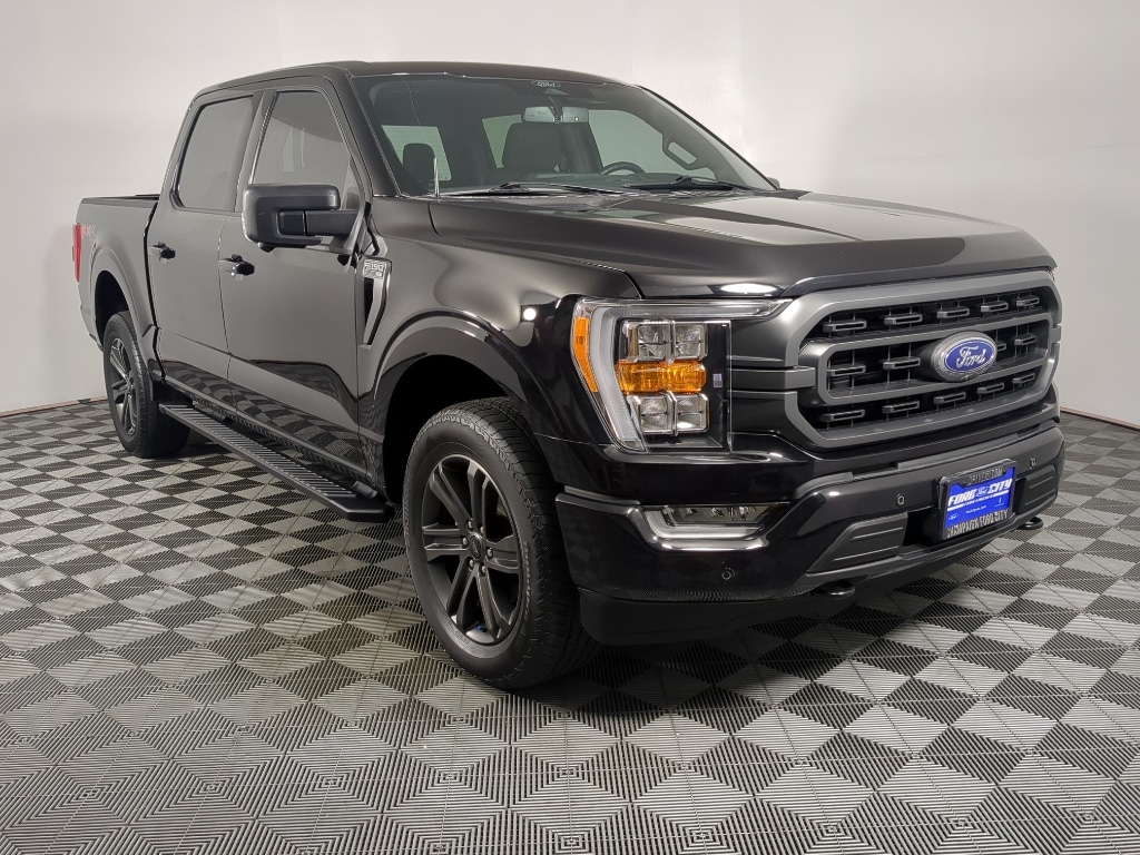 Used 2022 Ford F-150 XLT Crew Cab Short Bed Truck