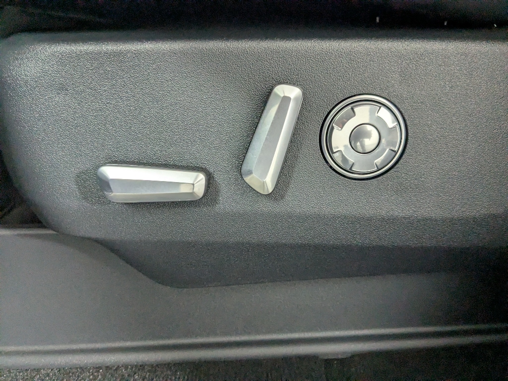 2026 Lincoln Navigator Reserve L - Photo 12