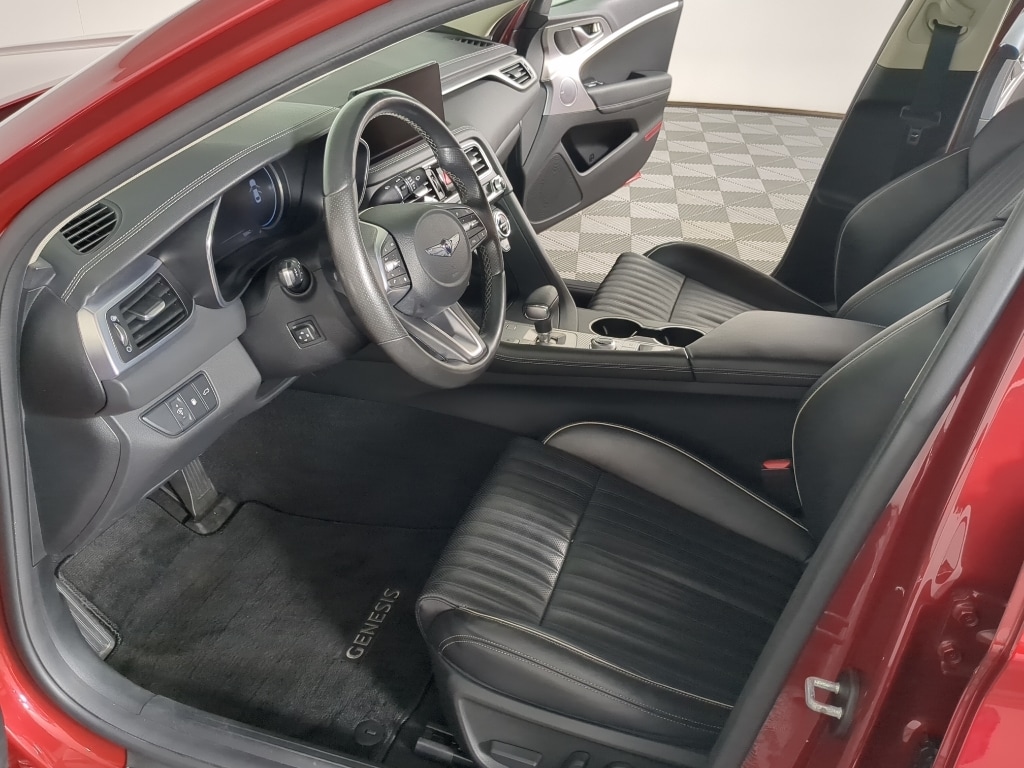 2022 GENESIS G70 Standard - Photo 11