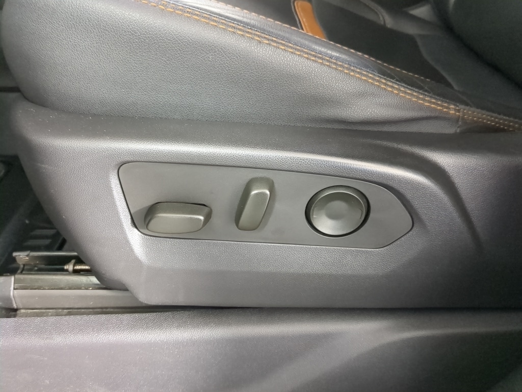 2023 GMC Sierra 1500 AT4 - Photo 12