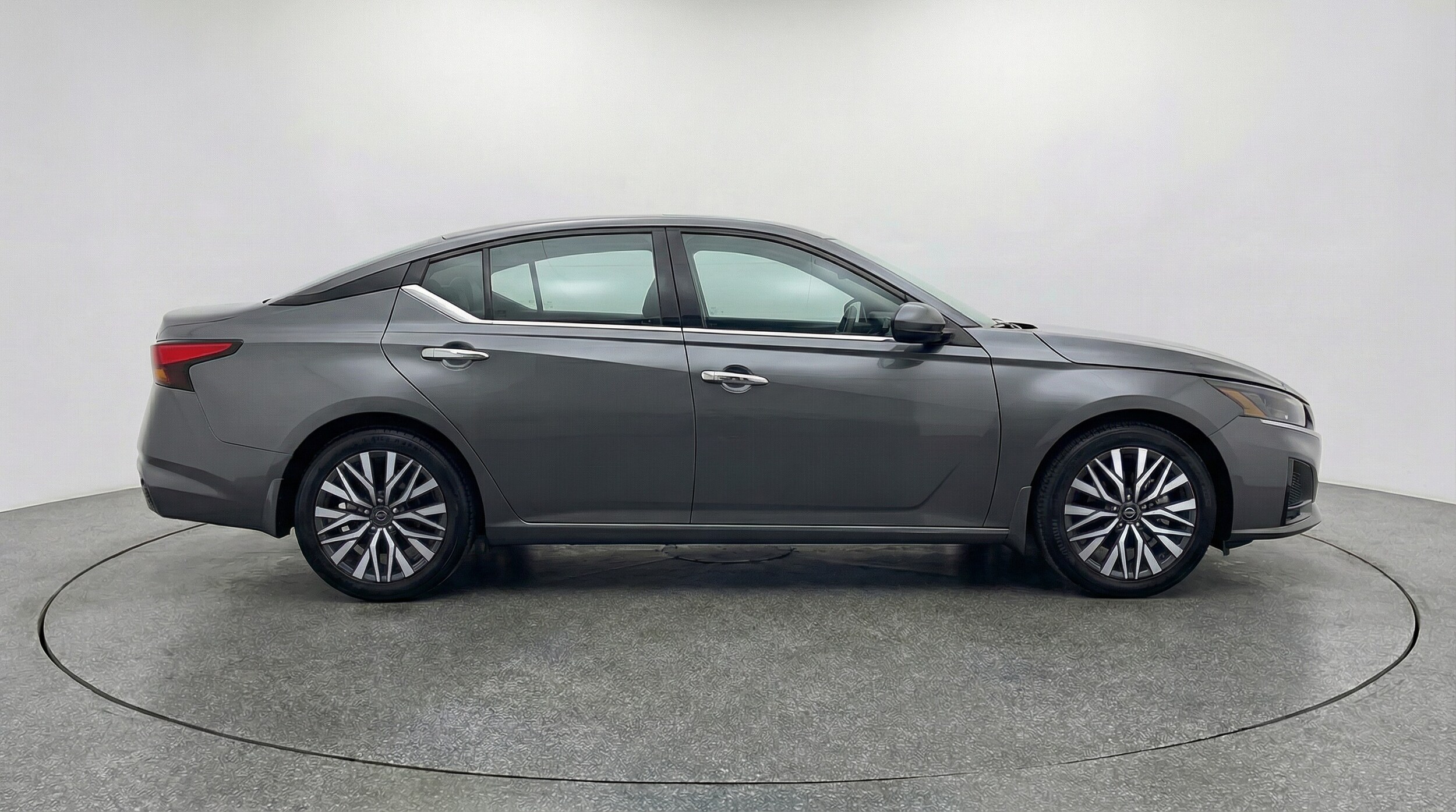 Thumbnail: 2025 Nissan Altima - 8